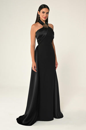 Long Dress with Neckline Floral Accessory