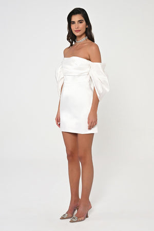 Low Balloon Sleeve Strapless Short Satin Dress