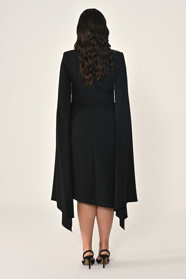 Knitted Fabric Midi Dress with Shawl Sleeves, Waist and Shoulder Accessories